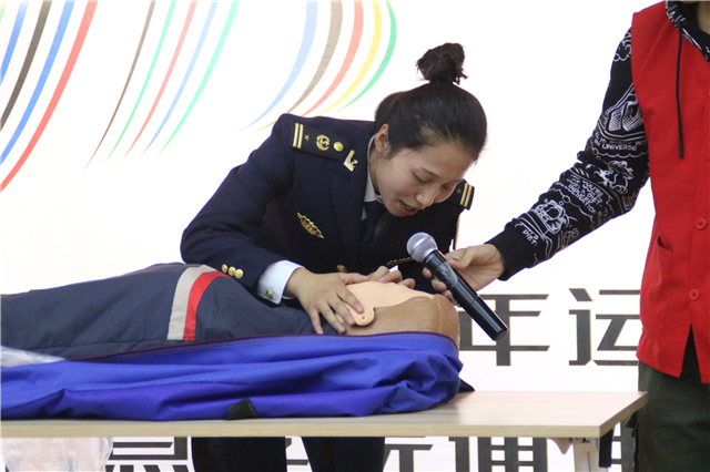 我校“水上交通安全知识进校园”专题讲座圆满落幕