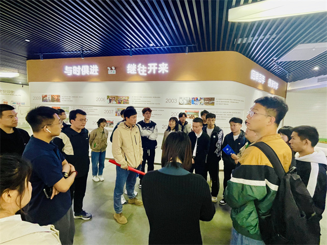 我校组织毕业生赴浙江上门求职