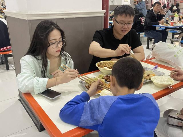 【家长开放日】食品与环境学院携手家长共聚校园,赴爱之约