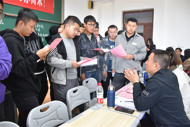 双向奔赴!我校智能工程学院开展2024届毕业生秋季双选会