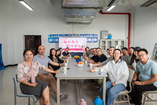 校领导情系教师节 走访基层慰问座谈暖人心