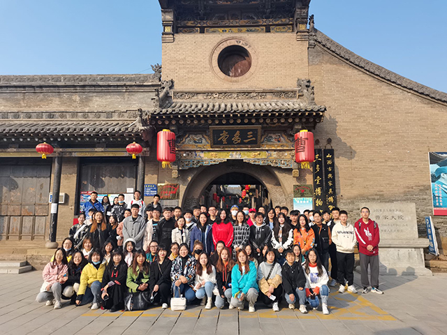 杜航:把艺术变为学生的热爱