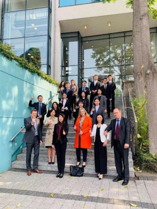 热烈祝贺!我校17名学生圆满完成德国硕士学业