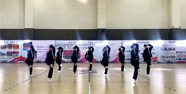 传承与绽放——我校运动舞蹈队用4项省赛第一为2022添彩!