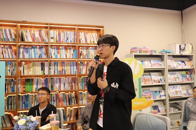 书院围炉夜话第12期:人形机器人——走进未来的智能伙伴