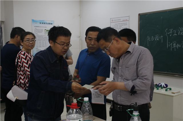 机电工程系学生家长开放日“体验我的大学生活”