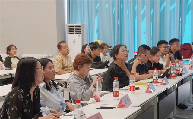 追梦“奥斯卡” 携电影走向国际