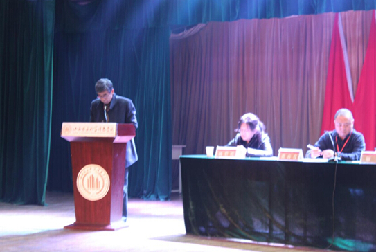 我院工会成立是省内第一家吃上螃蟹的独立学院