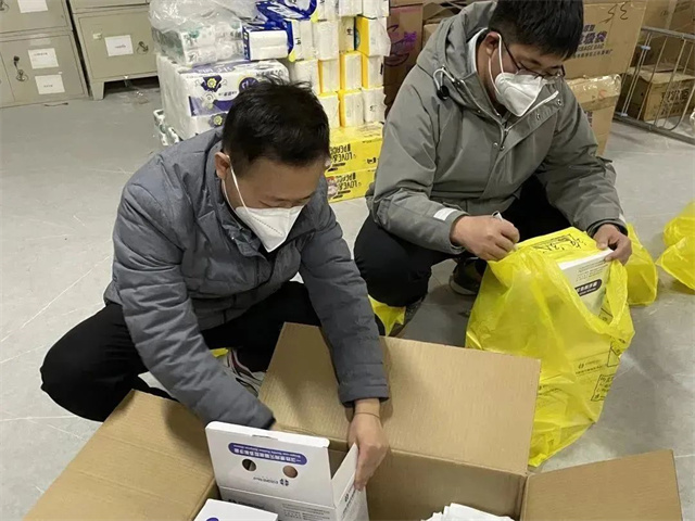战“疫”有我 党员、班团骨干冲在前干在先