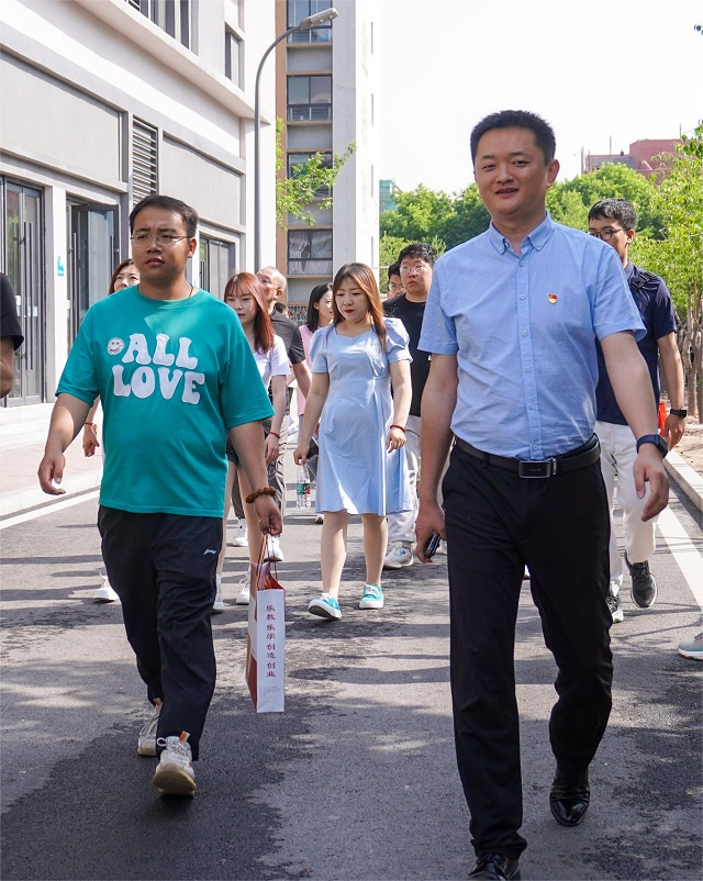 【家长开放日】智能工程学院家长代表齐聚校园携手共育 静待花开