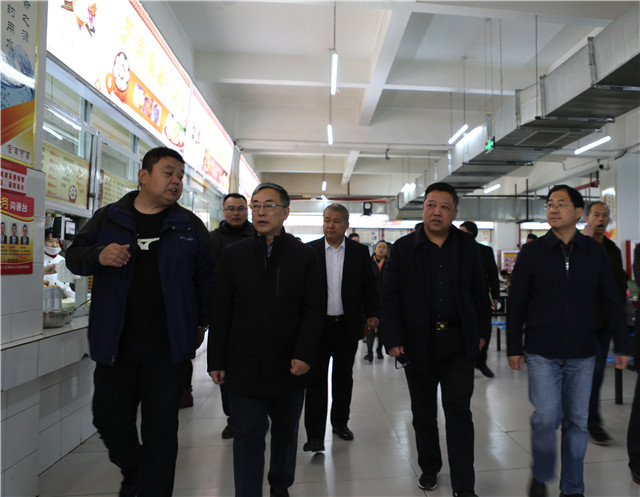 省教育厅马玉玺一行来我校进行安全风险防范化解工作专项检查