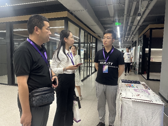 “1+4+1+4+8”我校受邀在第八届海峡两岸暨港澳地区高校现代书院制教育论坛全面发声