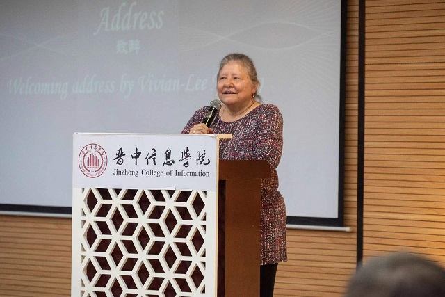 【国际周】飞奔逐梦·星辰远景——我校2023级荣誉学生开学典礼成功举办