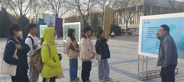 徐清松:学生发表作品是我最高兴的事情