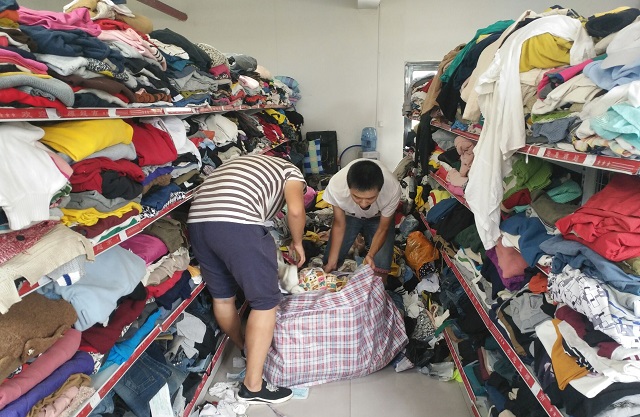 志愿服务再发力 5吨废旧衣物被回收再利用