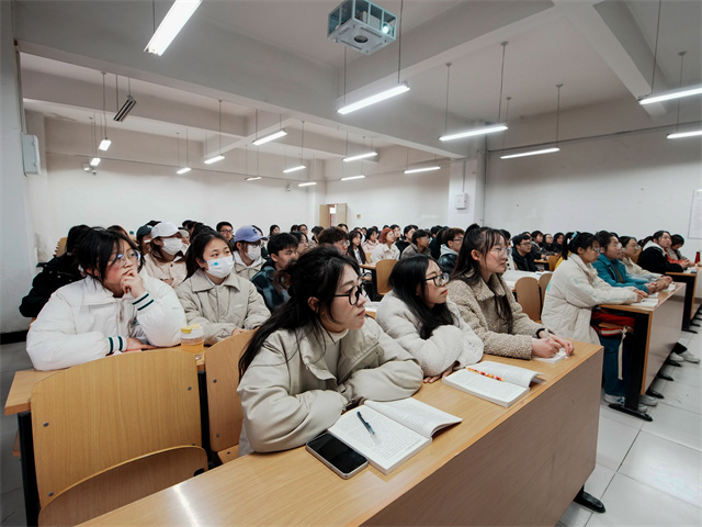 开学第一课:我校党委书记激励学子志存高远、勇担使命