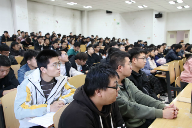 弘扬科学家精神 加强“双风”建设 培育新时代接班人