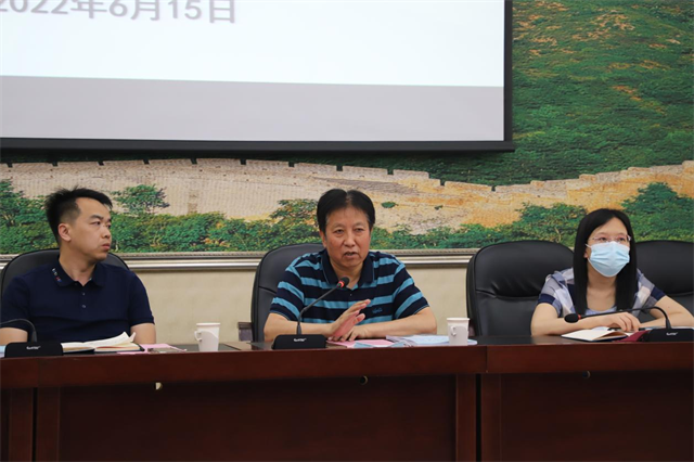 我校召开本科教学工作合格评估学期总结会暨“迎评促建”教育思想大讨论交流会