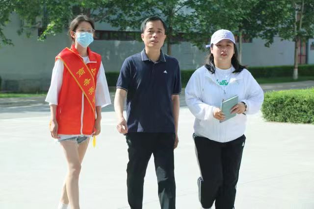 【家长开放日】商务英语学院簇拥家校联动同心圆 筑学生完满成长梦想