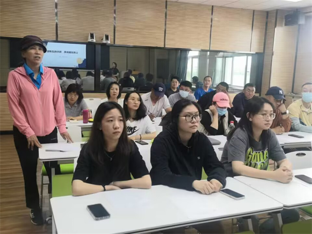 我校开展本学期第七次优秀教师示范课