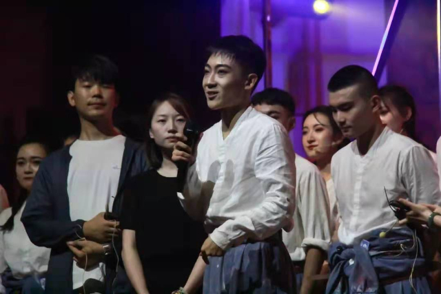 红色基因薪火相承 我校大型原创摇滚音乐剧《新世界》震撼首演献礼建党百年