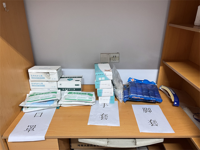 省教育系统疫情防控督导检查组、晋中市太谷区教育科技局先后入校检查开学疫情防控工作