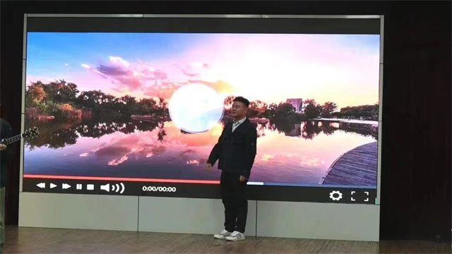 青春启航!我校分批举行2022级新生开学典礼