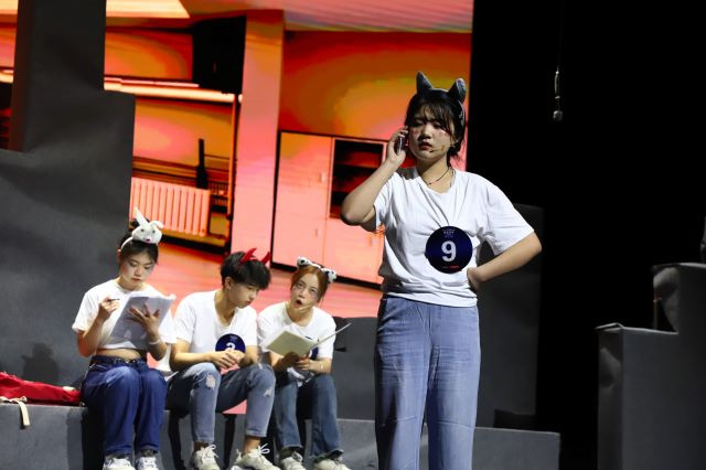 30名学生终极选拔Show 争夺德比游学Offer