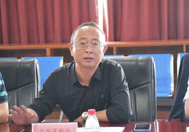 访企拓岗,我校开启校地、校企合作新篇章
