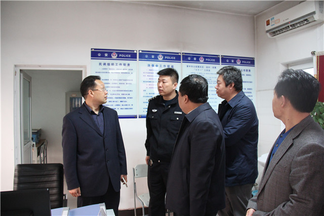 山西省高校治安综合治理考评组来我院考评检查