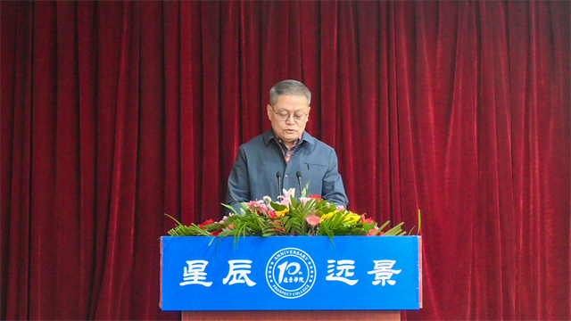 青春启航!我校分批举行2022级新生开学典礼
