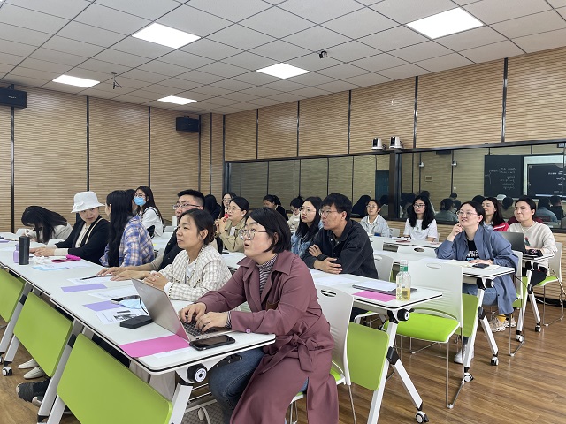我校开展本学期第六次优秀教师示范课