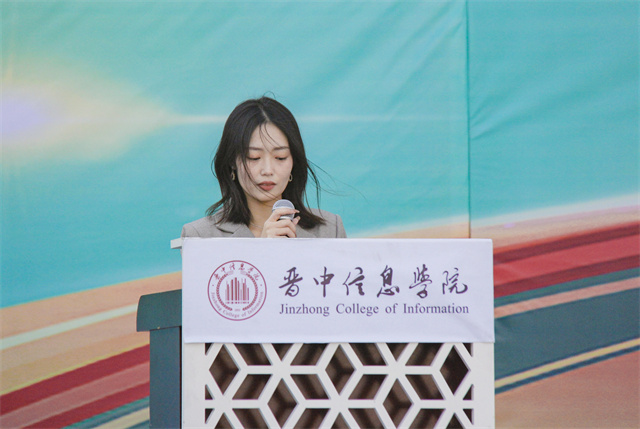 青春启航!我校分批举行2022级新生开学典礼