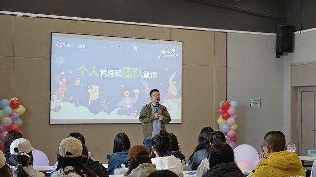 我校师生代表赴北京参与2022公益未来·中西部就业支持项目成果汇报会