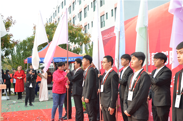 学校七大书院功能区全面开放 各书院首届学生会成立