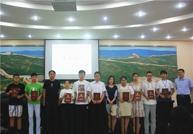 我校第八届创新创业大赛圆满落下帷幕