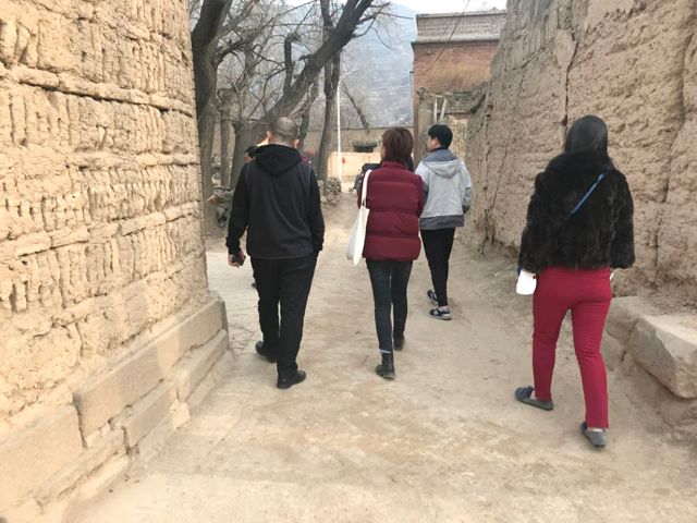 校地合作 精准扶贫——记艺术传媒学院师生改造设计太谷县李家庄民宿项目