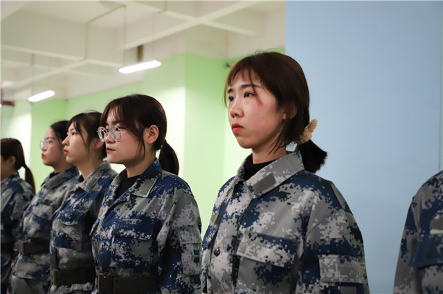 新生说第11期:让青春热血在国旗下沸腾