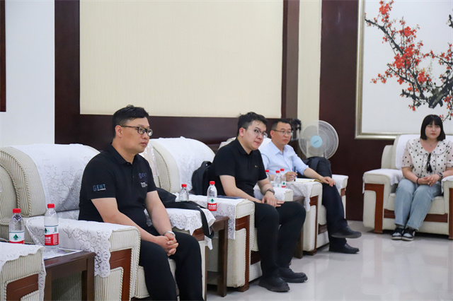 我校召开“校企联动·产教融合”专题座谈会