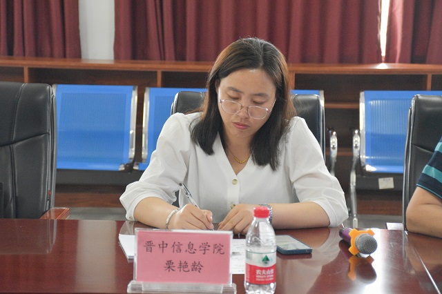 访企拓岗,我校开启校地、校企合作新篇章