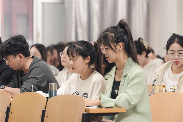 应用型实力高校的创新之路④:加强应用研究提升学校办学水平和社会服务能力