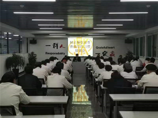 回眸与展望Ⅸ：让信院充满烟火气息的平凡人