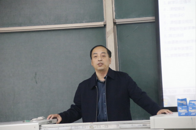 智能工程学院举办《材料力学》精品课程建设分享会
