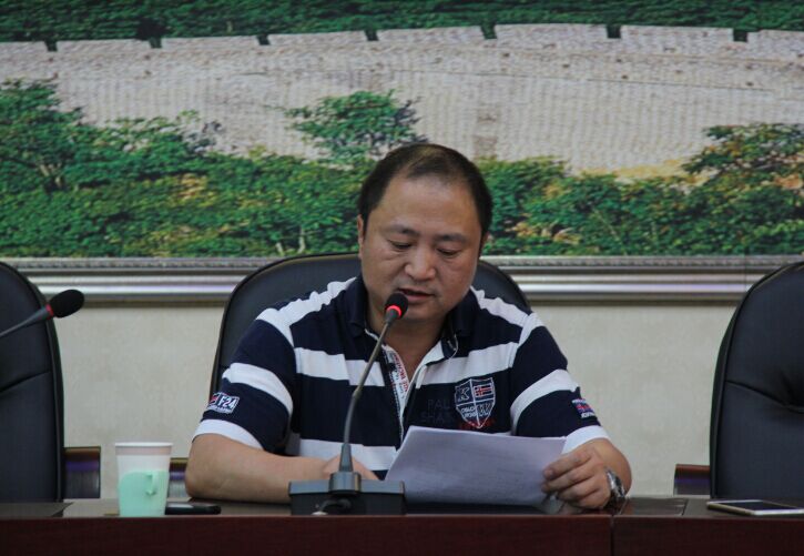 学院党委书记张立常为党员干部讲授专题党课
