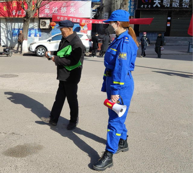 防控疫情之二十:信院青年贡献力量携手抗击疫情