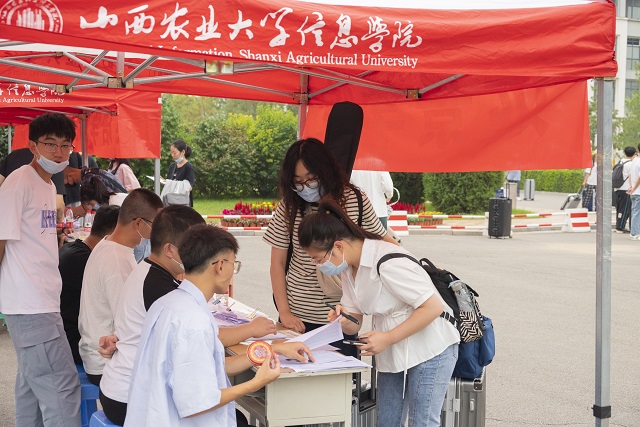 欢迎回家！信院万名学子返校，新学期崭新出发