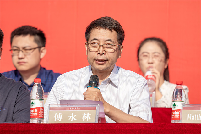 迷彩军训 青春无悔——我校隆重举行2023级新生军训成果汇报表演