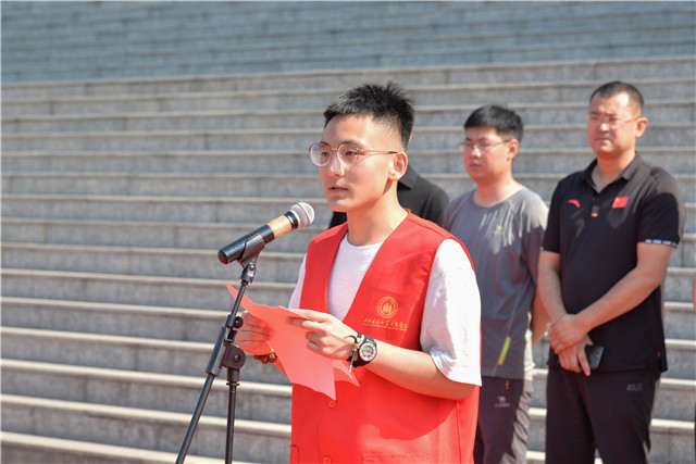 15支“三下乡”校级重点团队整装出发