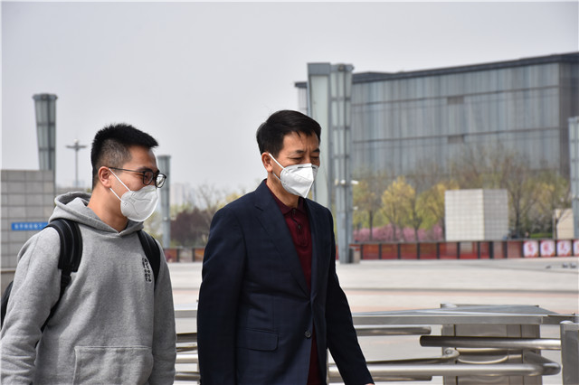 我校首批毕业年级学生安全有序返校