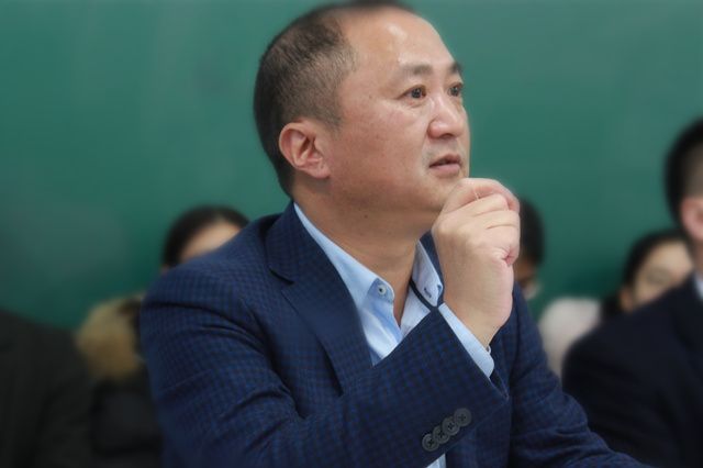 淬炼商学院召开建设与发展座谈会